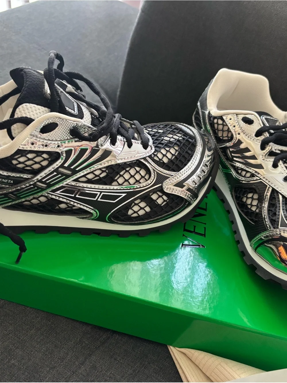 (Exclusive) Bottega Men Metallic Silver & Black Mesh Sneakers